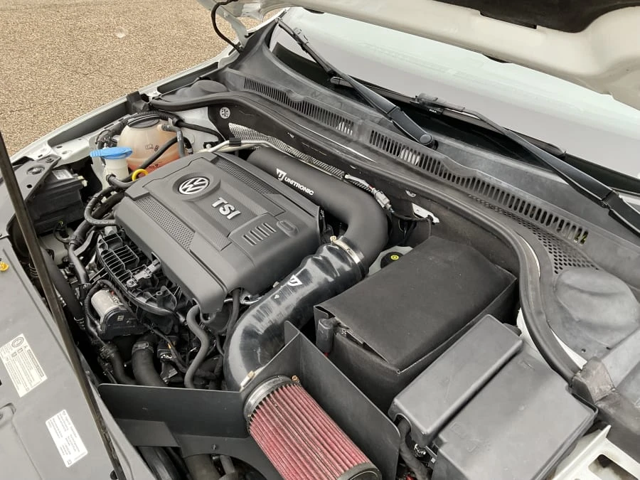 2014 Volkswagen A6 Jetta - Image 8 of 9