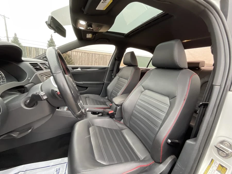 2014 Volkswagen A6 Jetta - Image 4 of 9