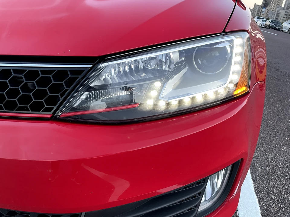 2014 Volkswagen A6 Jetta - Image 12 of 31