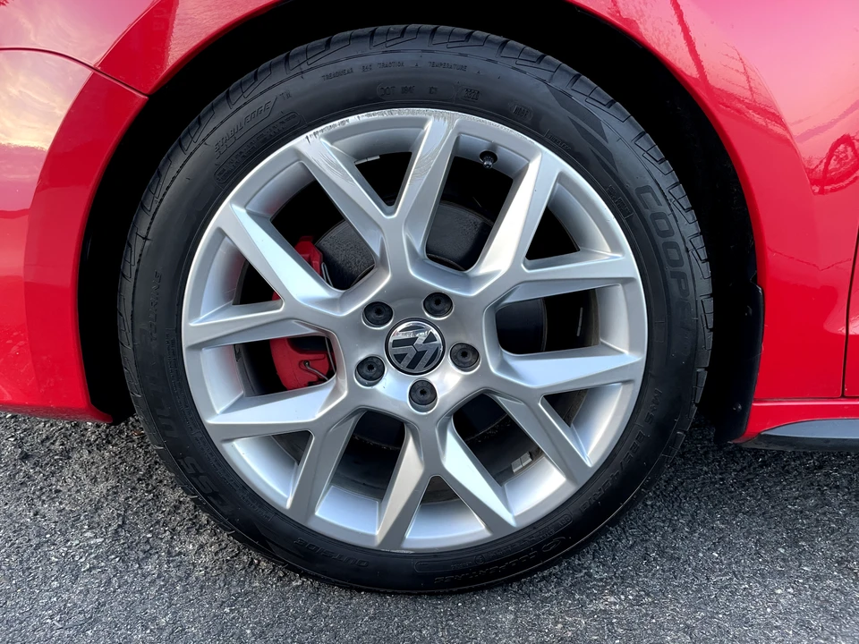 2014 Volkswagen A6 Jetta - Image 24 of 31