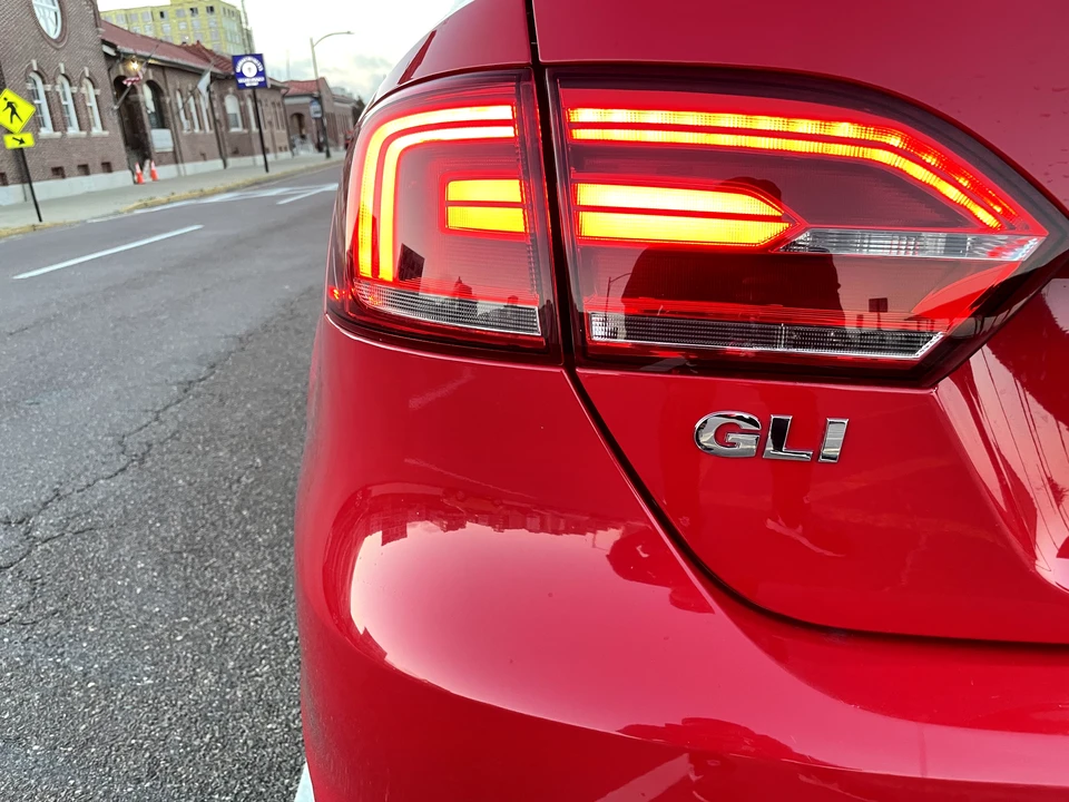 2014 Volkswagen A6 Jetta - Image 16 of 31