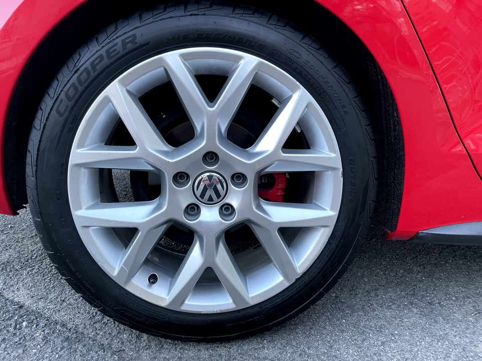 2014 Volkswagen A6 Jetta - Image 26 of 31