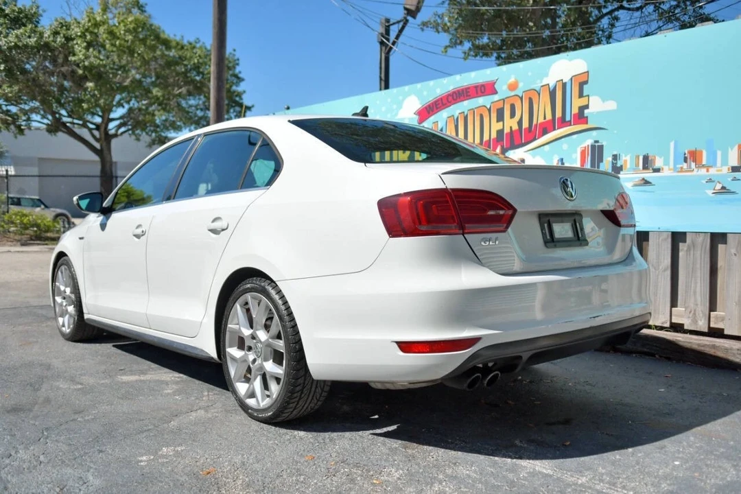 2014 Volkswagen A6 Jetta - Image 7 of 12