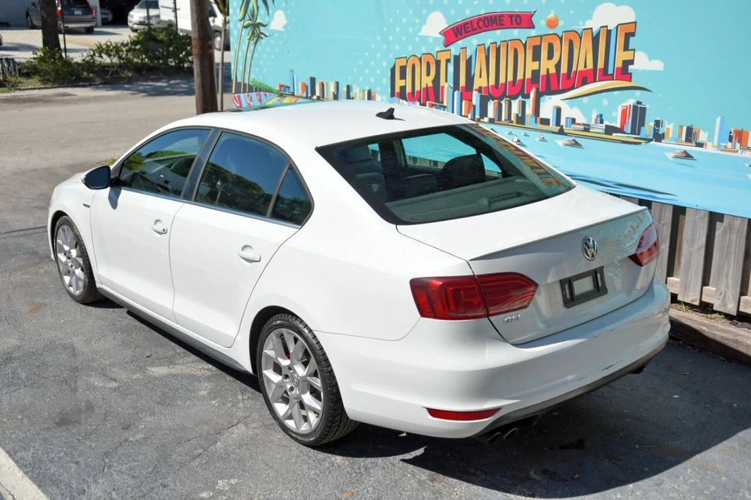 2014 Volkswagen A6 Jetta - Image 6 of 12