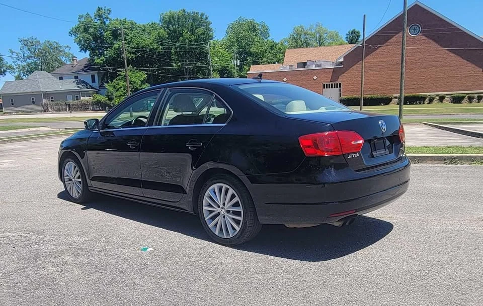 2014 Volkswagen A6 Jetta - Image 6 of 17
