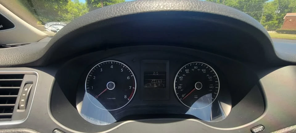 2014 Volkswagen A6 Jetta - Image 10 of 17