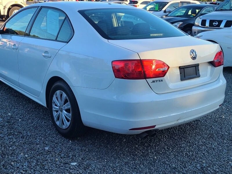 2014 Volkswagen A6 Jetta - Image 9 of 14