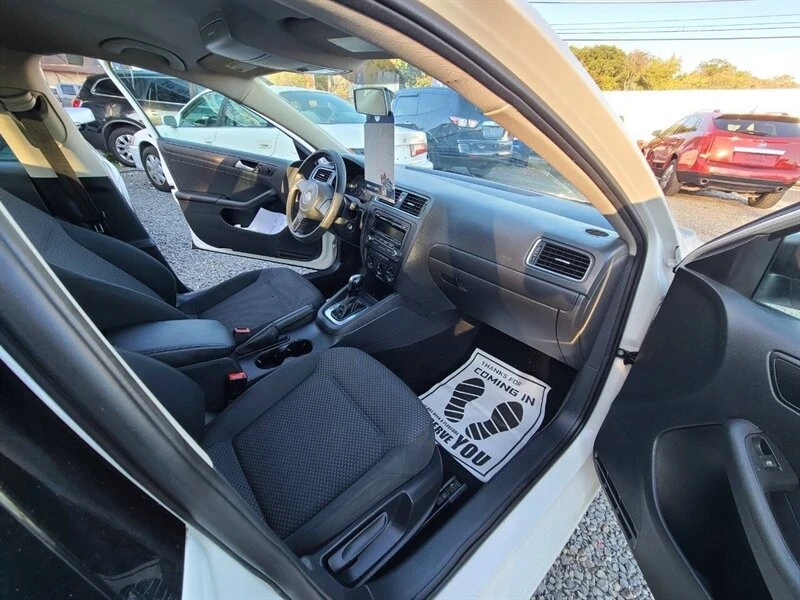2014 Volkswagen A6 Jetta - Image 12 of 14