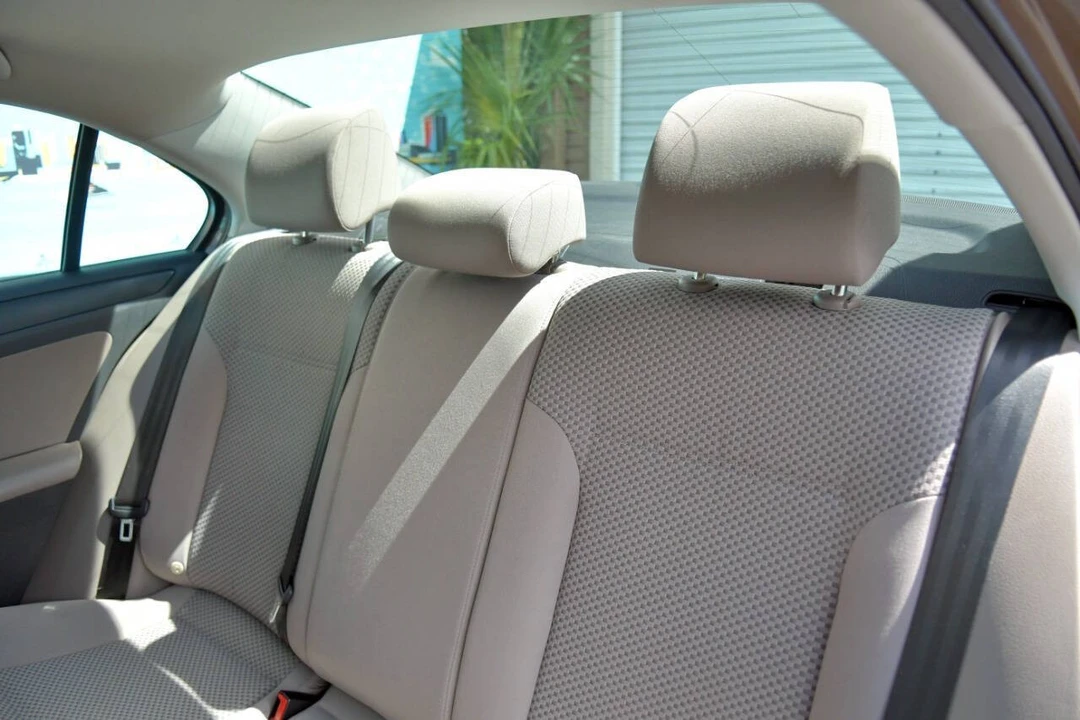 2014 Volkswagen A6 Jetta - Image 12 of 12