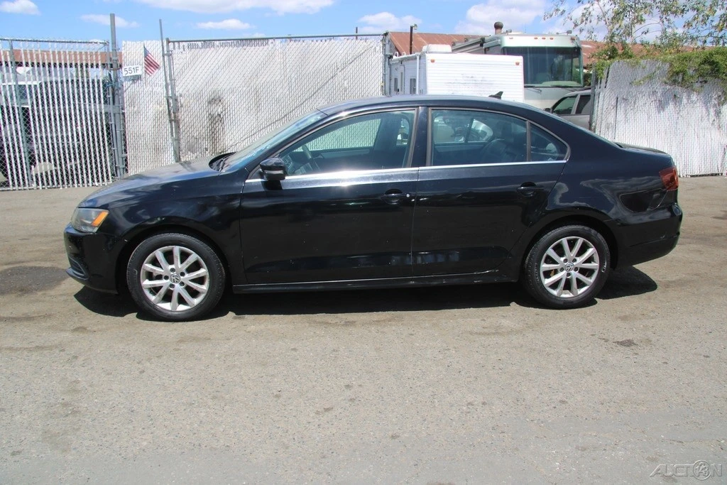 2014 Volkswagen A6 Jetta - Image 3 of 24