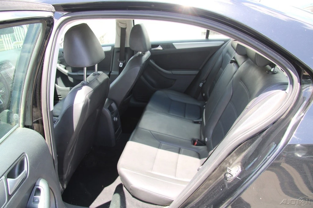 2014 Volkswagen A6 Jetta - Image 22 of 24