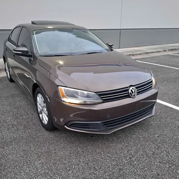 2014 Volkswagen Jetta SE Sedan 4D