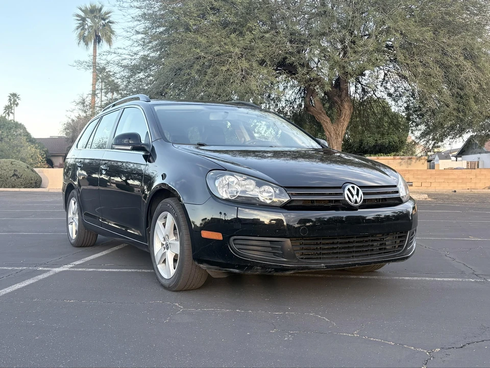 2014 Volkswagen A6 Jetta - Image 8 of 31