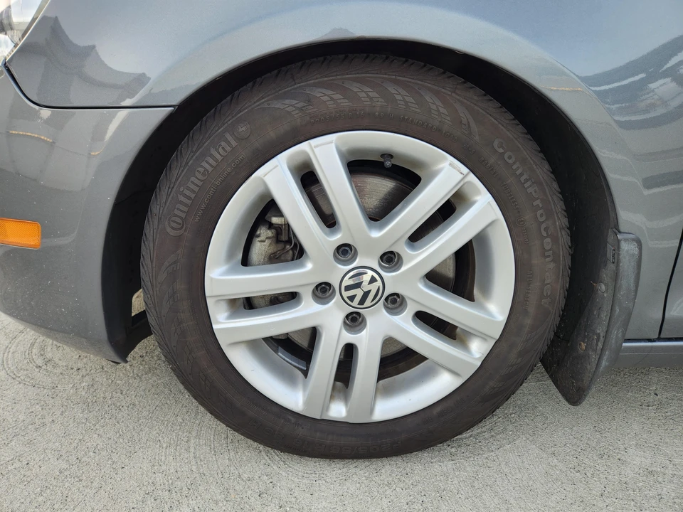 2014 Volkswagen A4 Jetta - Image 24 of 31