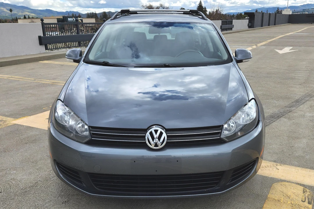 2014 Volkswagen A4 Jetta - Image 2 of 31