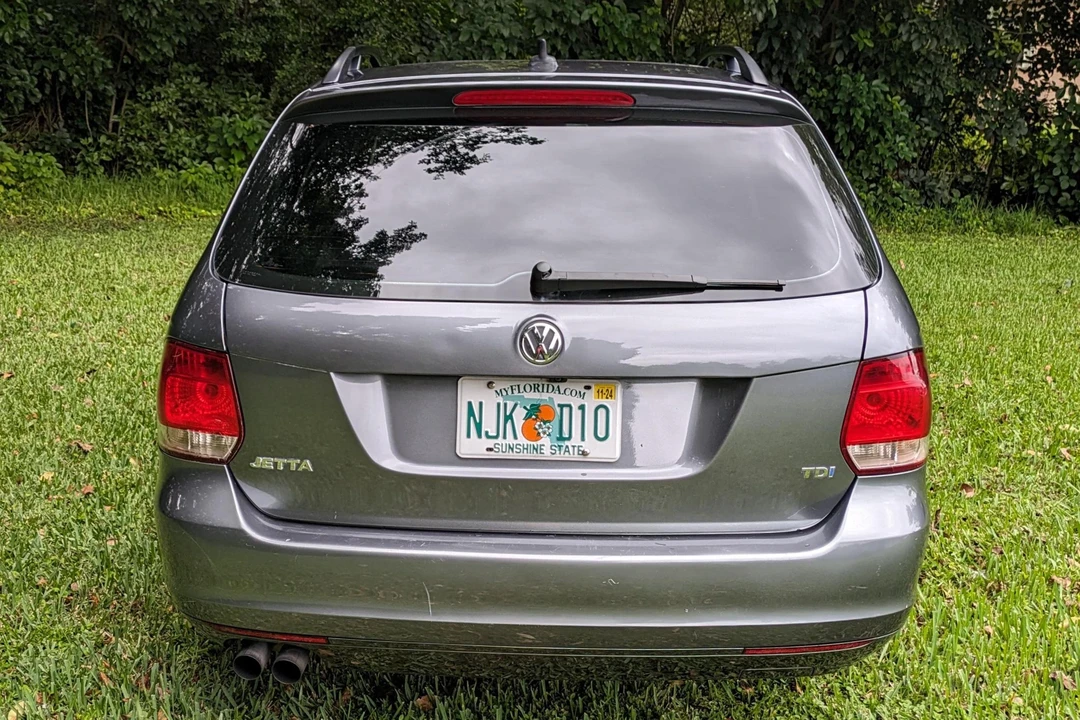 2014 Volkswagen A6 Jetta - Image 5 of 31