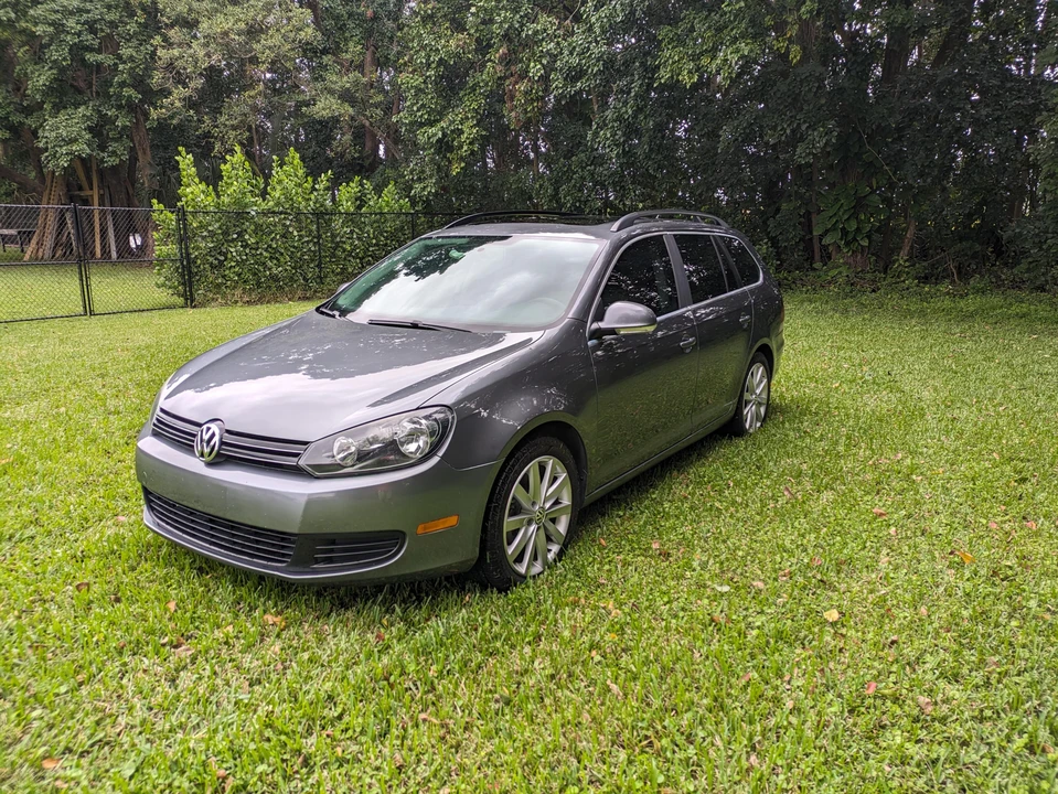 2014 Volkswagen A6 Jetta - Image 9 of 31