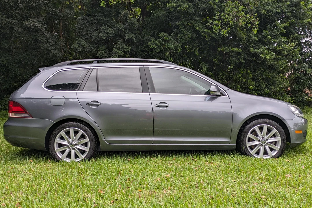 2014 Volkswagen A6 Jetta - Image 3 of 31