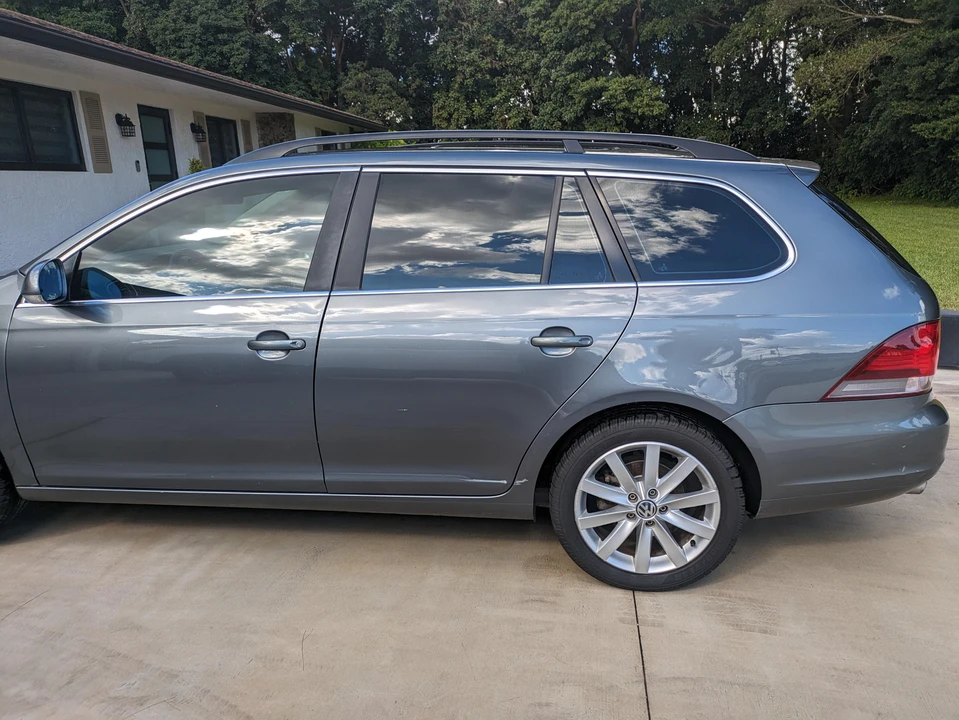 2014 Volkswagen A6 Jetta - Image 25 of 31