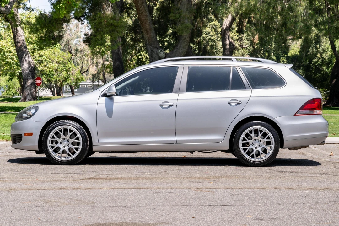 2014 Volkswagen A6 Jetta - Image 3 of 31