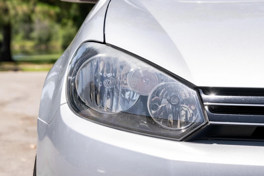 2014 Volkswagen A6 Jetta - Image 9 of 31