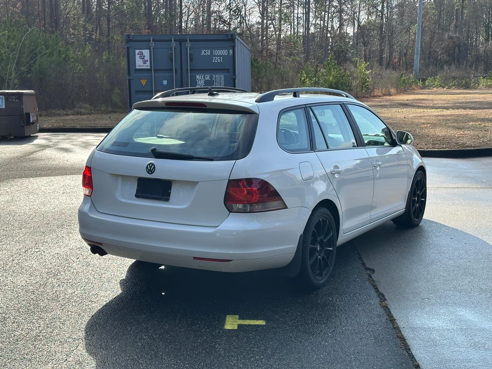 2014 Volkswagen A6 Jetta - Image 11 of 31