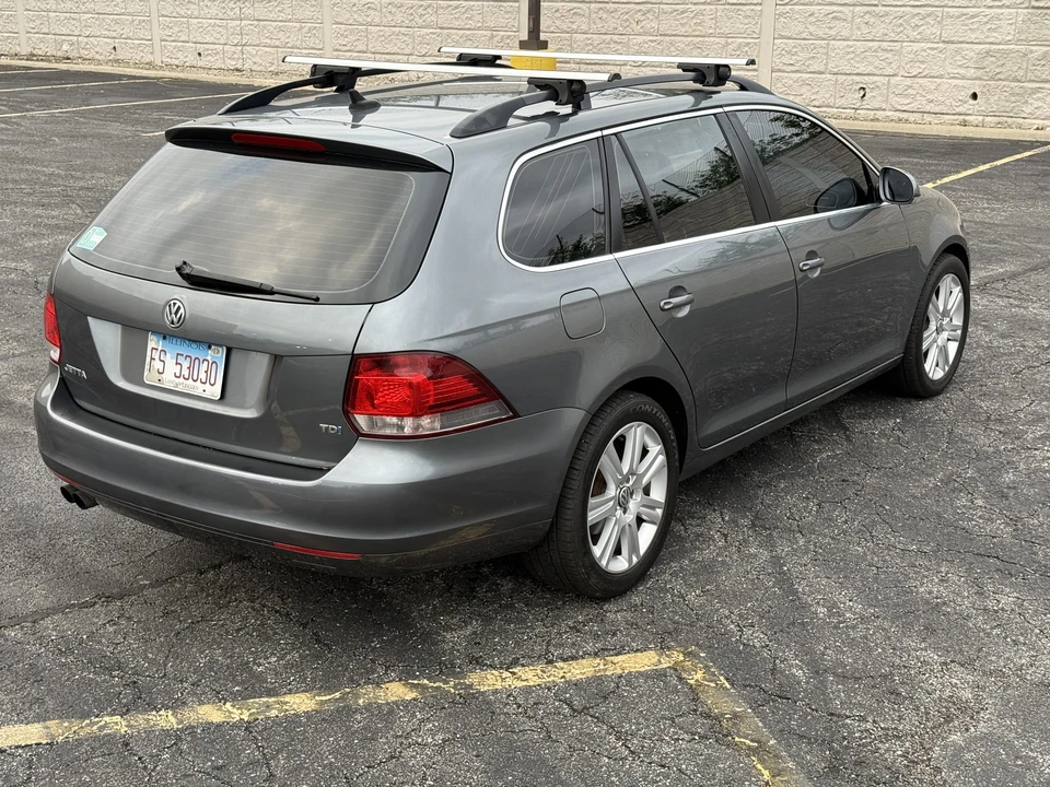 2014 Volkswagen A6 Jetta - Image 16 of 31