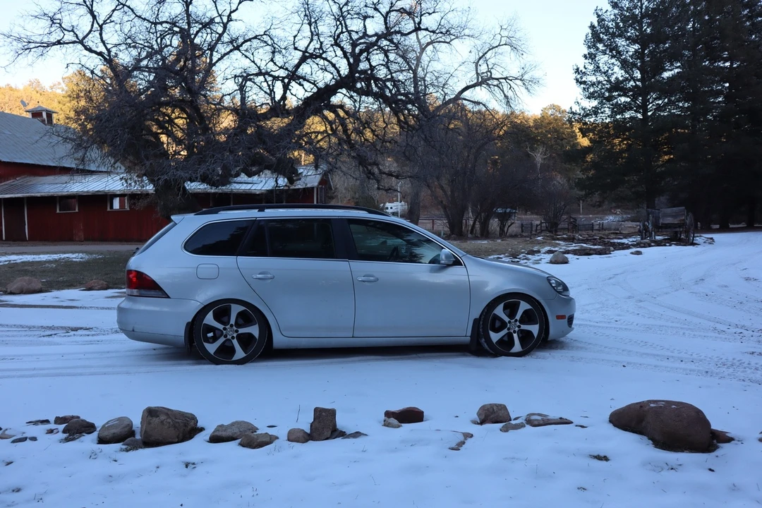 2014 Volkswagen A6 Jetta - Image 8 of 17