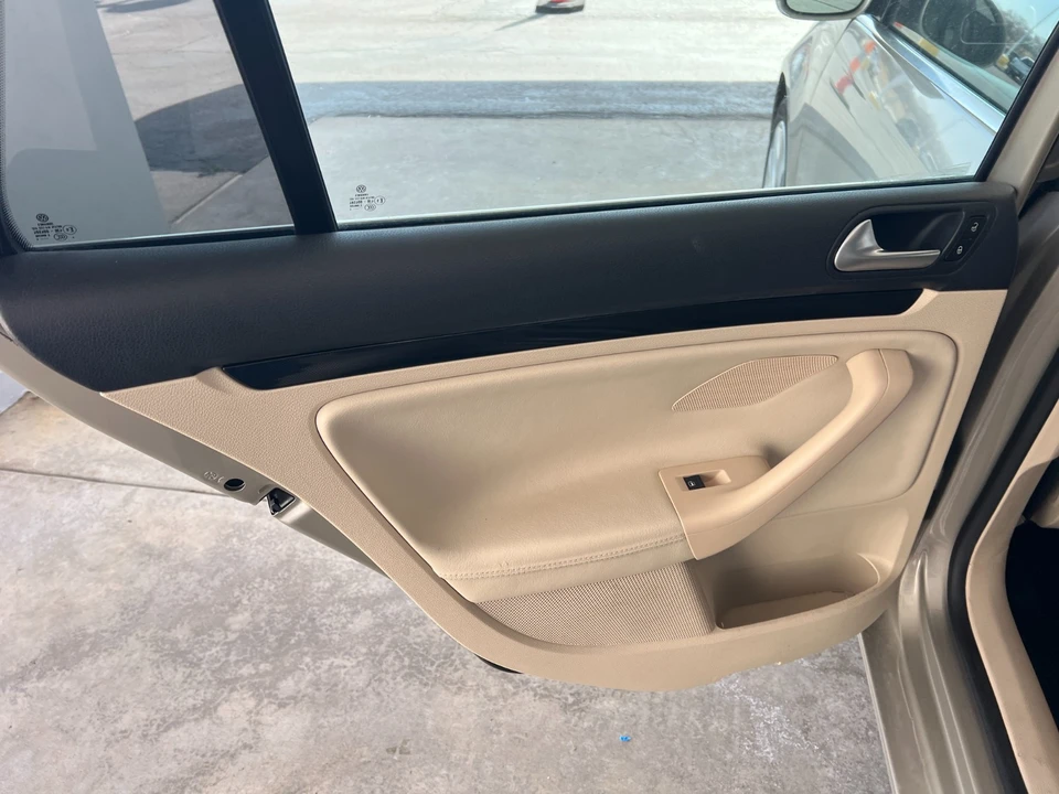 2014 Volkswagen A6 Jetta - Image 12 of 21