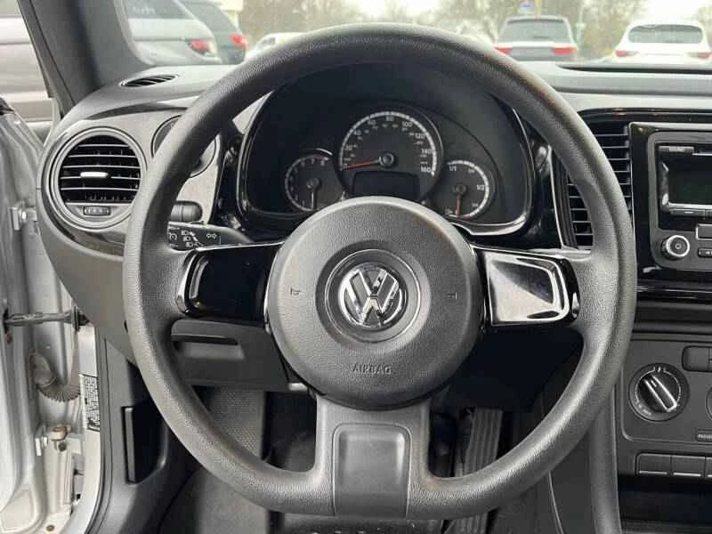 2014 Volkswagen A5 Beetle - Image 8 of 10