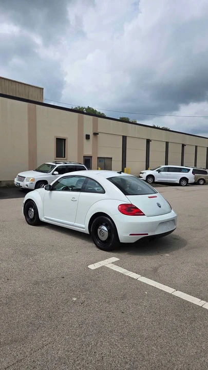 2014 Volkswagen A5 Beetle - Image 3 of 14
