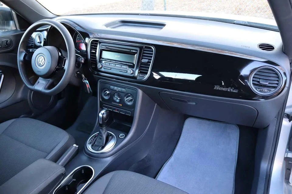 2014 Volkswagen A5 Beetle - Image 6 of 20