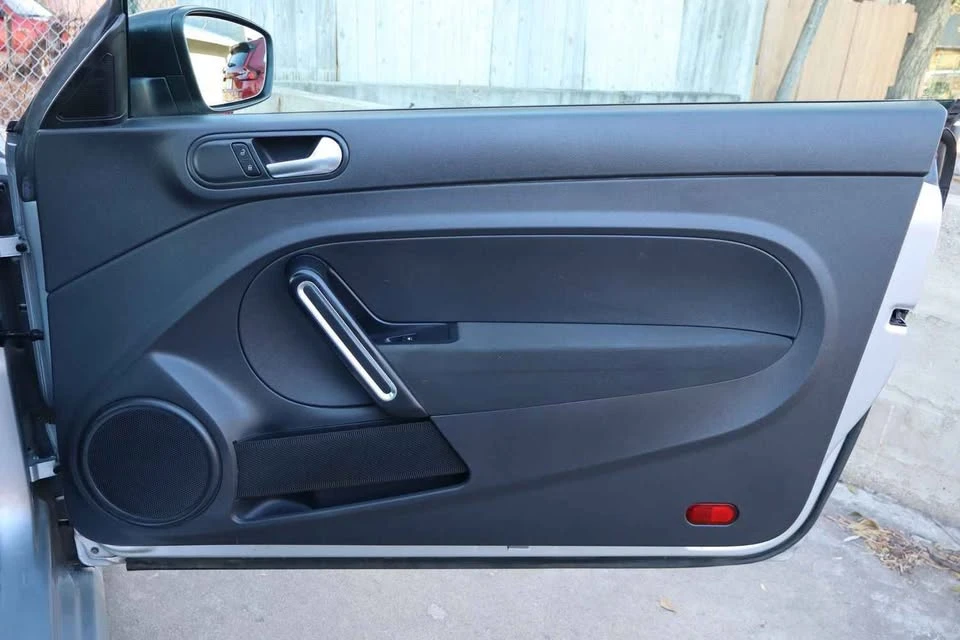 2014 Volkswagen A5 Beetle - Image 10 of 20