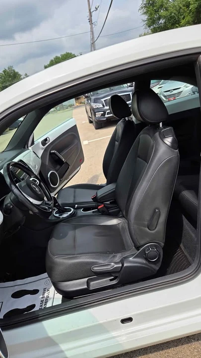 2014 Volkswagen A5 Beetle - Image 6 of 14