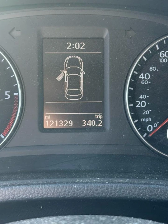 2014 Volkswagen Passat - Image 18 of 19
