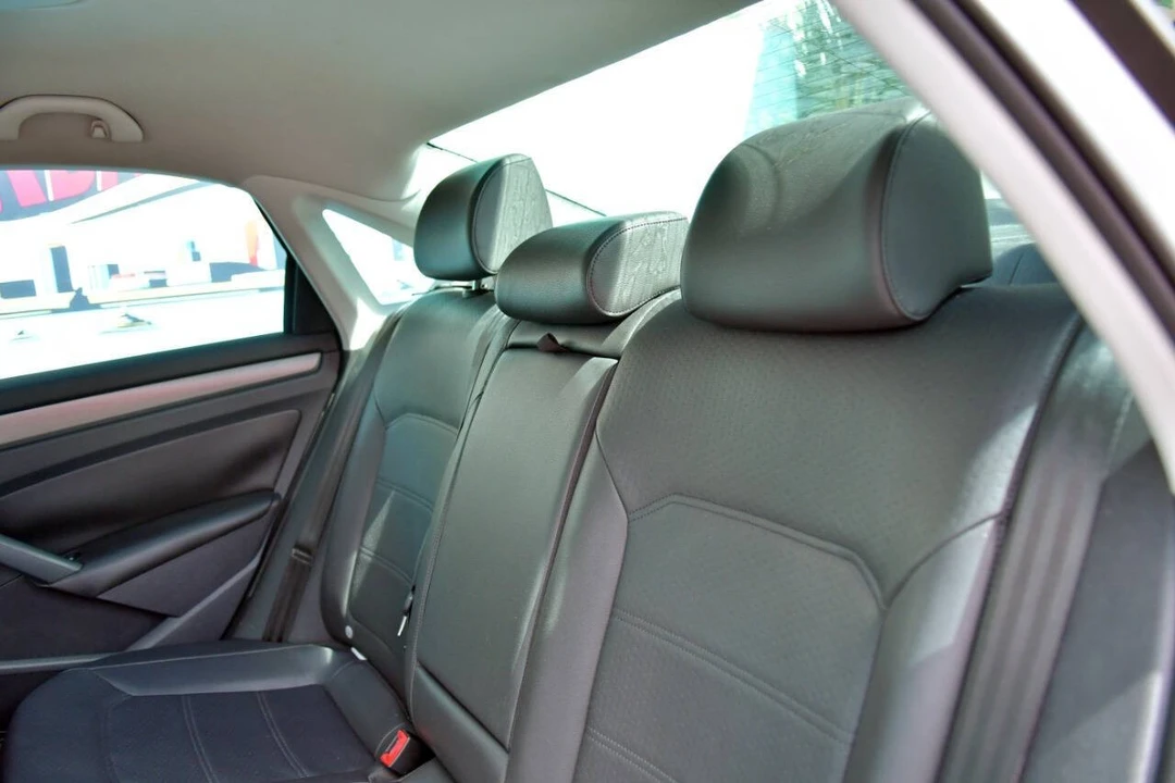 2014 Volkswagen Passat - Image 12 of 12
