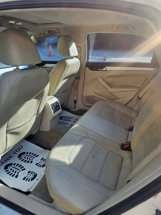 2014 Volkswagen Passat - Image 5 of 5