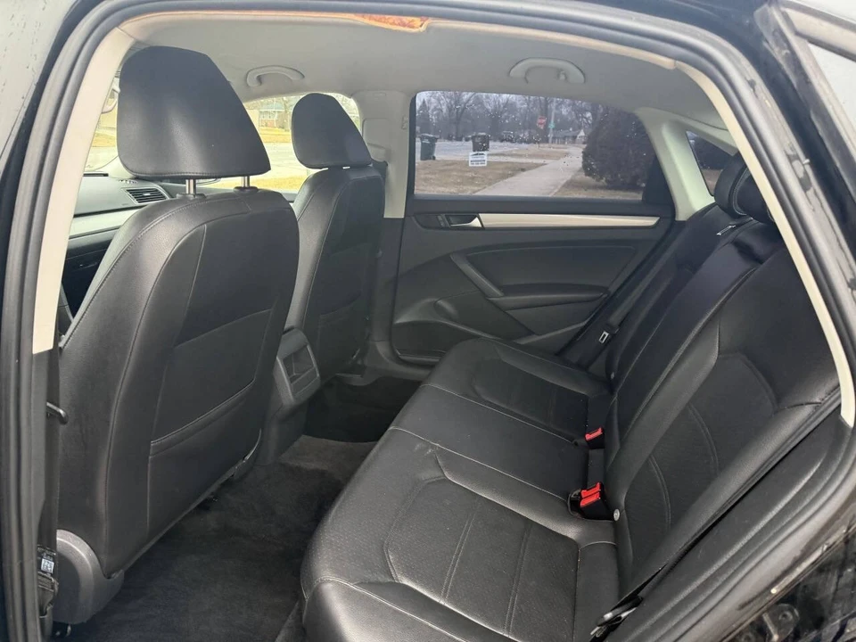 2014 Volkswagen Passat - Image 18 of 21