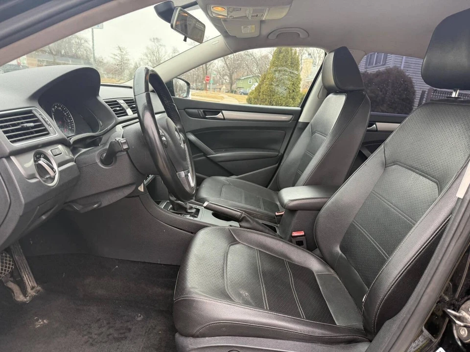 2014 Volkswagen Passat - Image 15 of 21