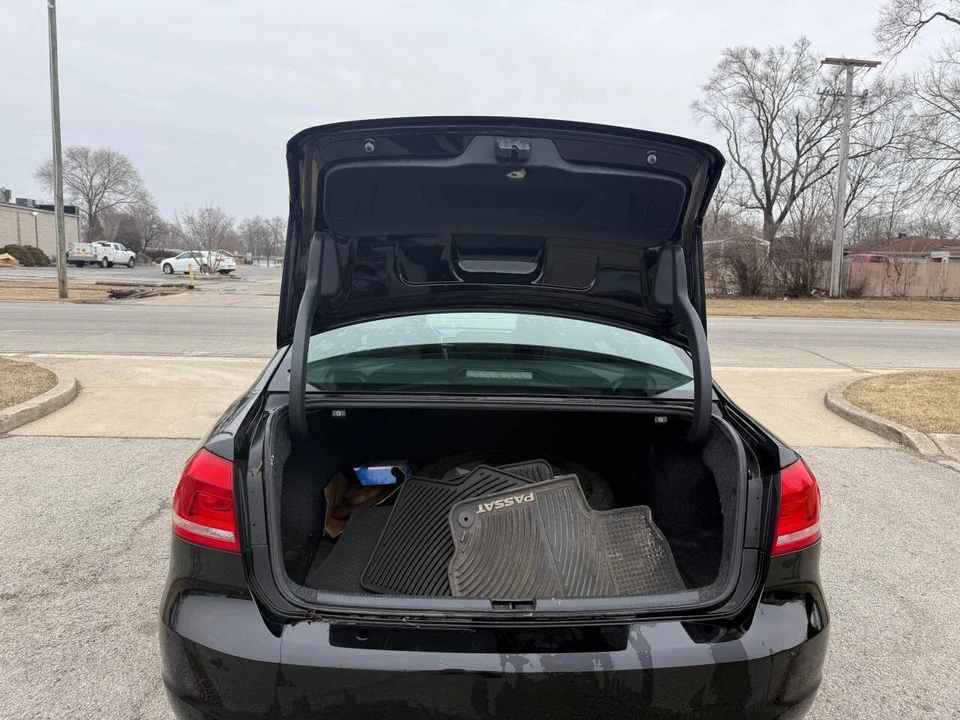 2014 Volkswagen Passat - Image 9 of 21