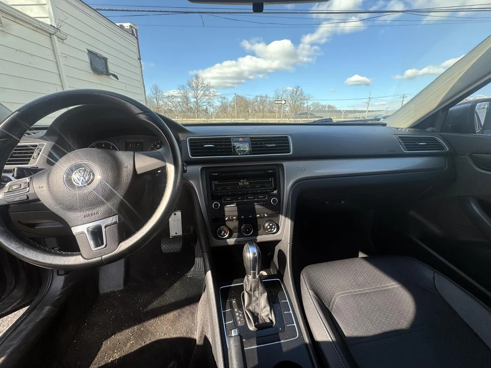 2014 Volkswagen Passat - Image 6 of 21