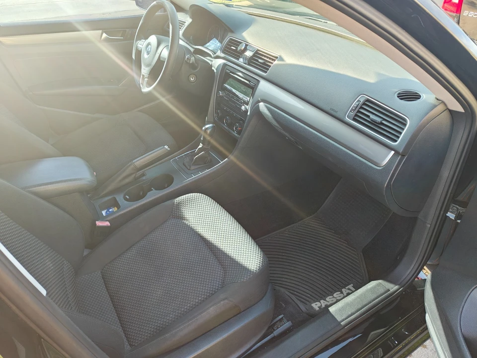 2014 Volkswagen Passat - Image 5 of 20
