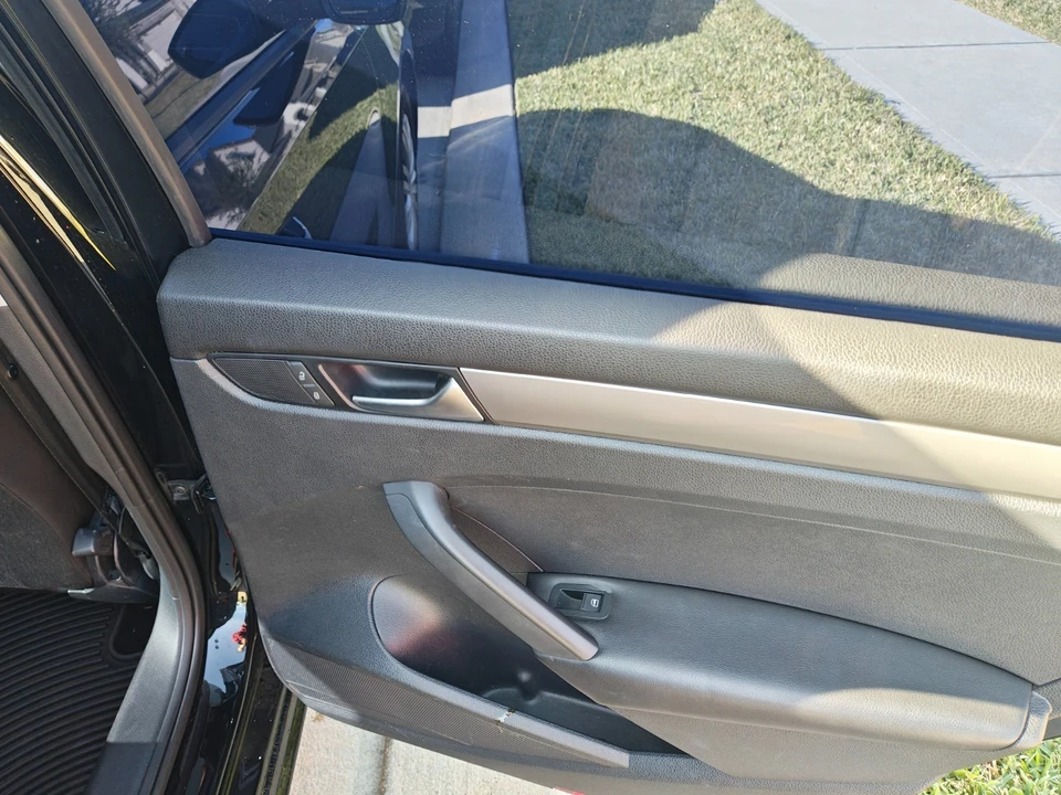 2014 Volkswagen Passat - Image 15 of 20