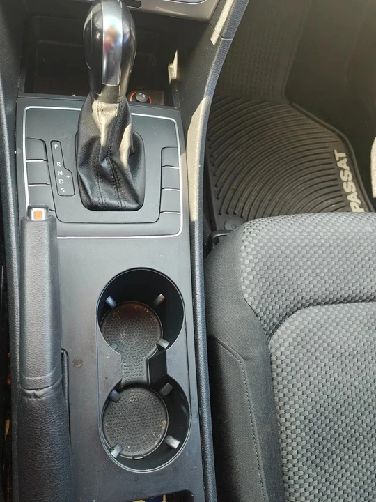 2014 Volkswagen Passat - Image 10 of 20