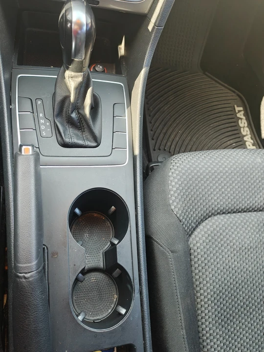 2014 Volkswagen Passat - Image 17 of 20