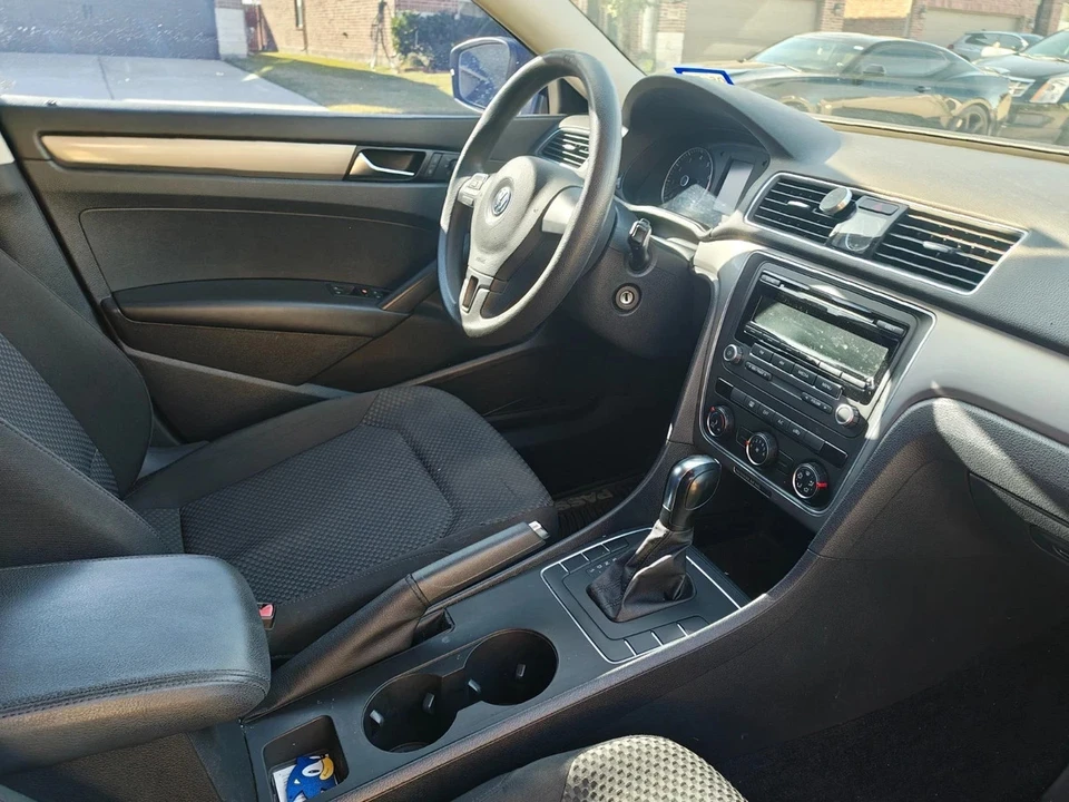 2014 Volkswagen Passat - Image 8 of 20