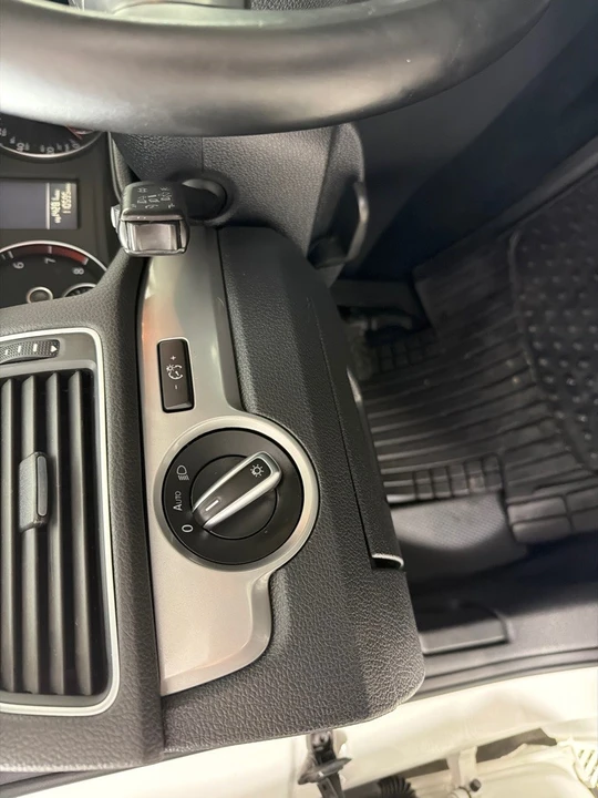 2014 Volkswagen Passat - Image 11 of 12