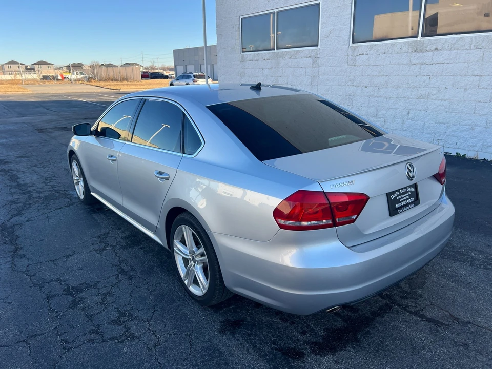 2014 Volkswagen Passat - Image 7 of 20