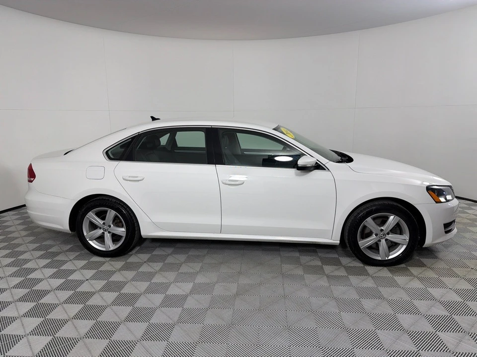 2014 Volkswagen Passat - Image 4 of 12