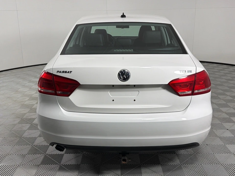 2014 Volkswagen Passat - Image 6 of 12